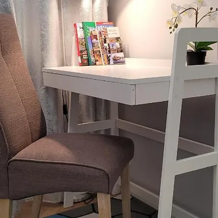 Lovely Flat In Heart Of Апартаменты *